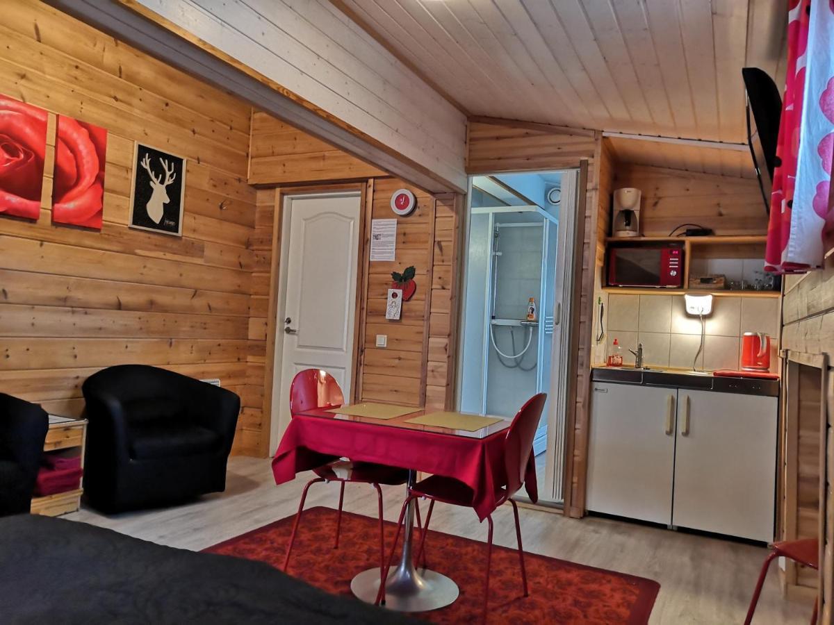 Hostel Mansikka Taipalsaari Екстер'єр фото