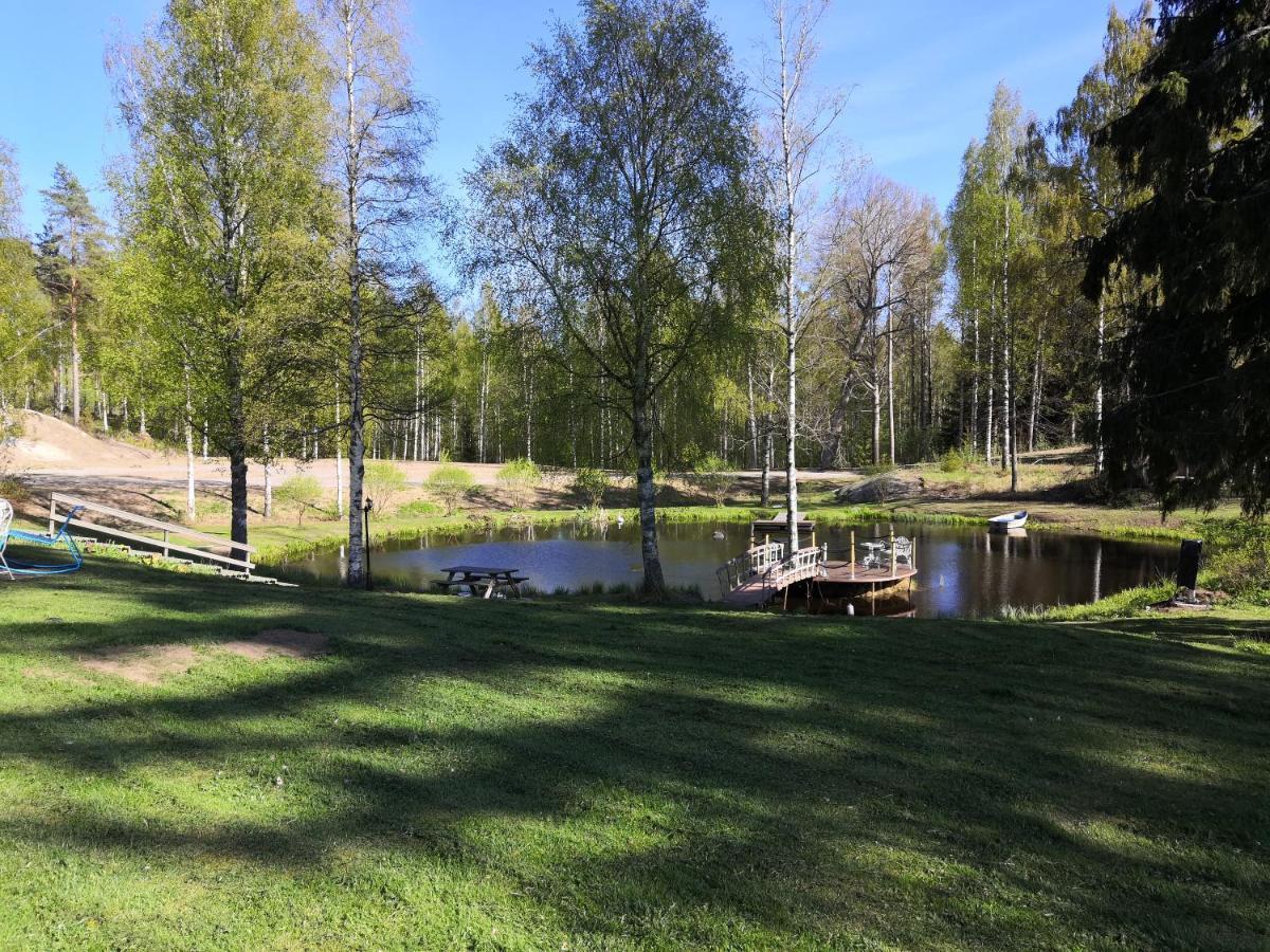 Hostel Mansikka Taipalsaari Екстер'єр фото