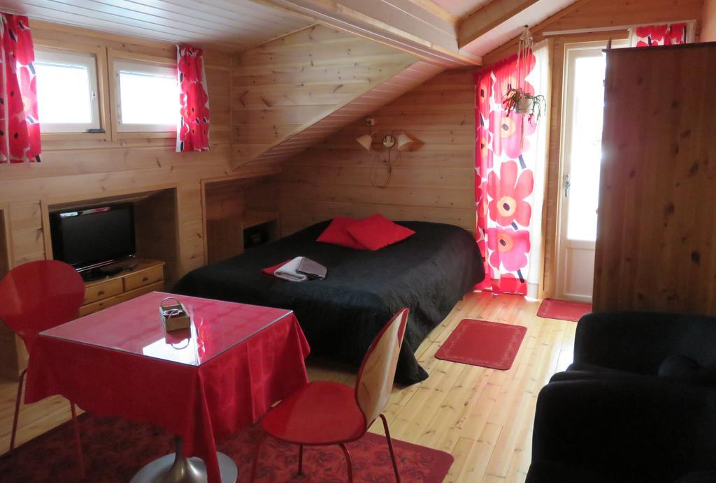 Hostel Mansikka Taipalsaari Екстер'єр фото