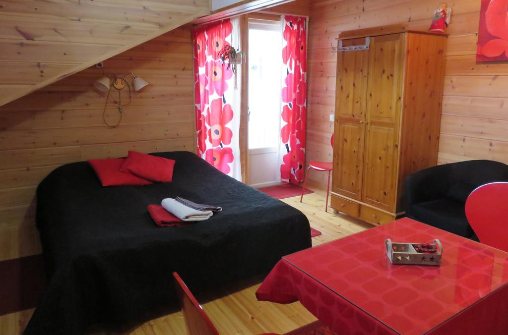 Hostel Mansikka Taipalsaari Екстер'єр фото